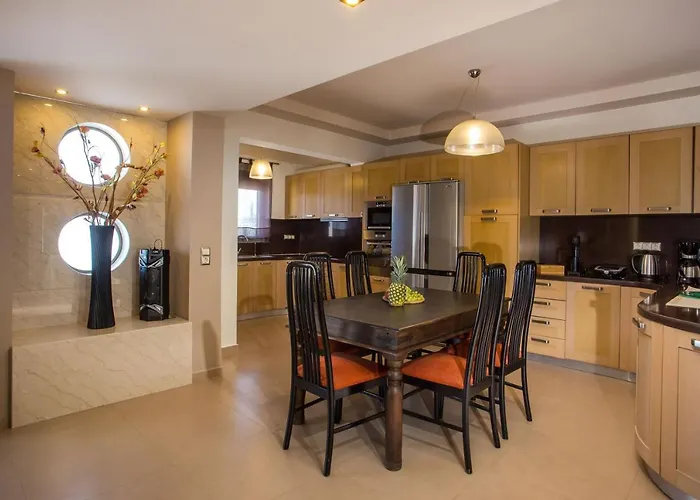 Des & Coo Luxury With Private Pool 빌라 *