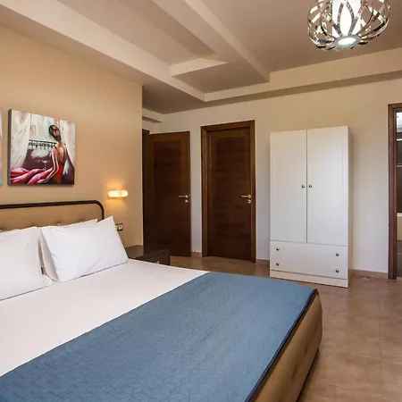 Des & Coo Luxury With Private Pool Villa *