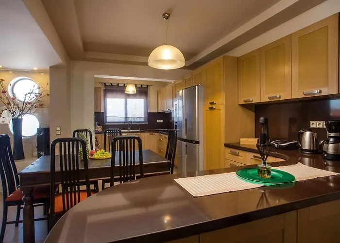 Des & Coo Luxury With Private Pool Vilă