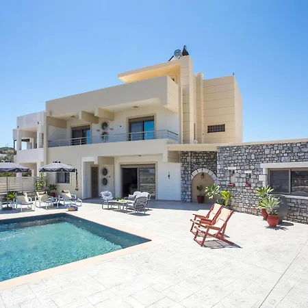 Des & Coo Luxury With Private Pool Villa *