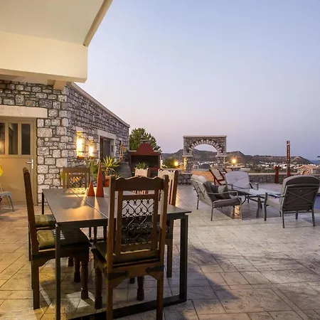 Villa Des & Coo Luxury With Private Pool Faliraki