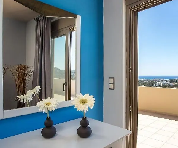 Des & Coo Luxury With Private Pool Villa